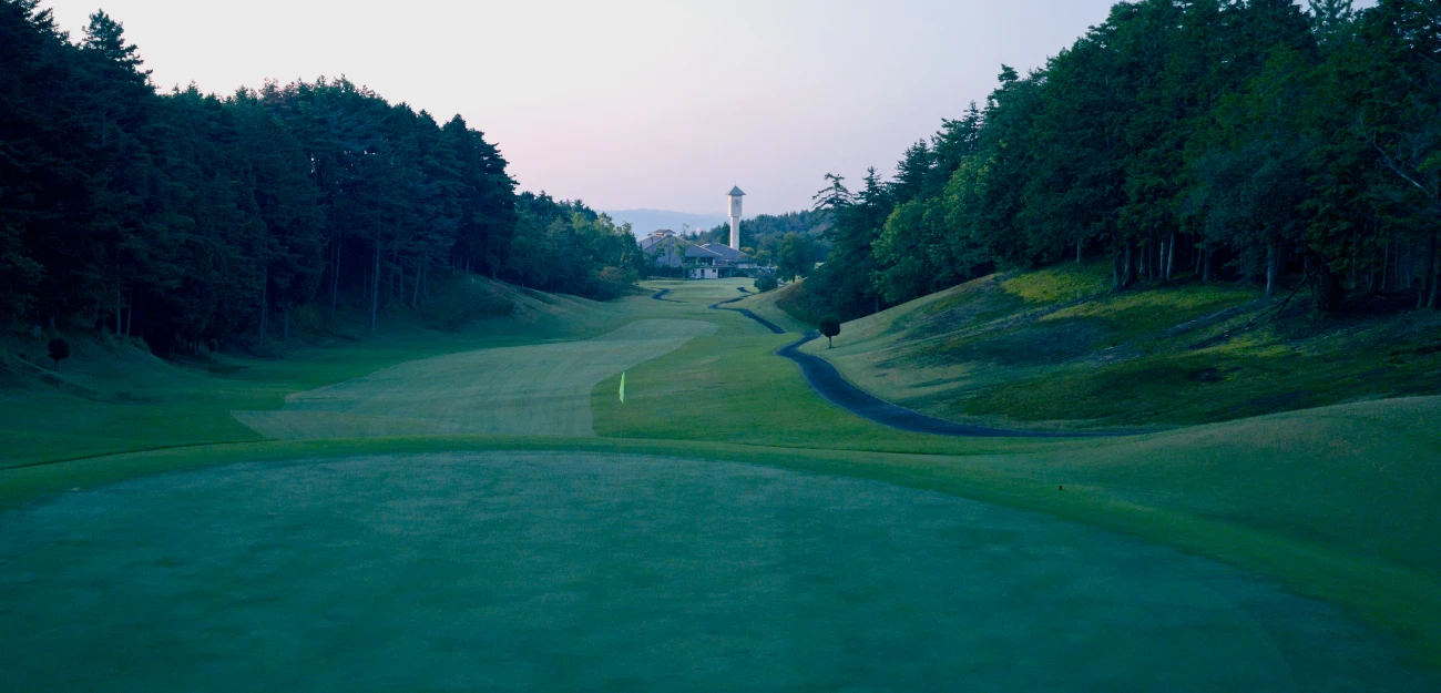 Out Course 1hole 写真